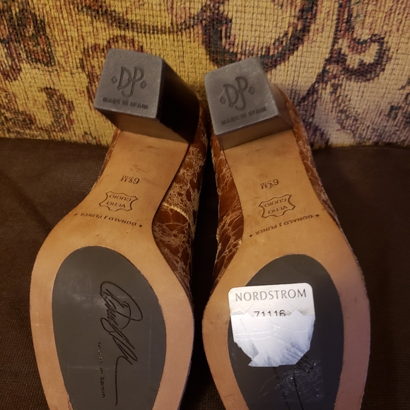 ‼️SOLD‼️NWOB Donald J Pliner Embossed Leather Pump, Sz 6.5 - Picture 8 of 10